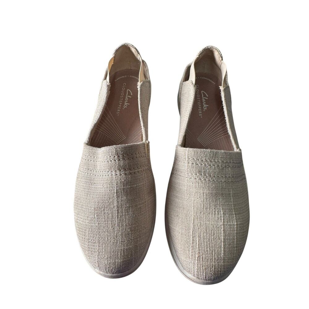 Clarks Womens Sz 7M Cloud Steppers Breeze Step II Shoe Natural Interest Slip On - Picture 2 of 12